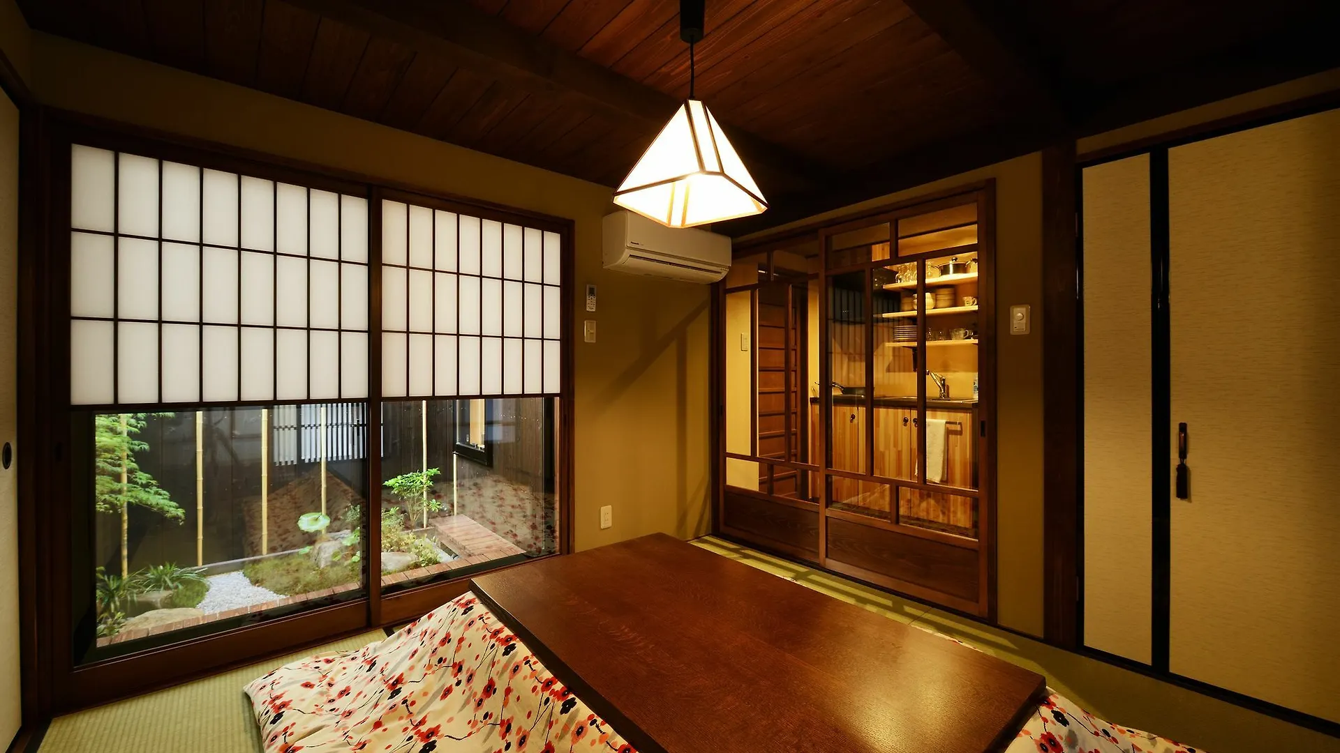 Kyoto Tachibanaya Nijojo North Villa